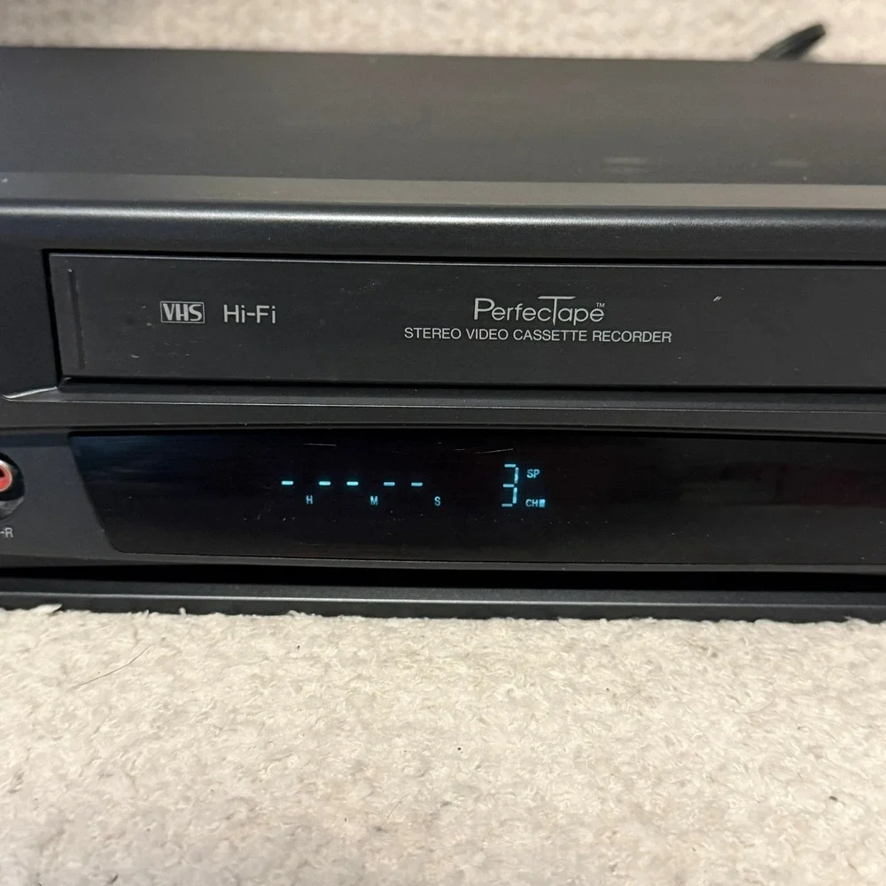 Mitsubishi HS-U520 VHS Hi-Fi Stereo Video Cassette Recorder VCR Tested No Remote